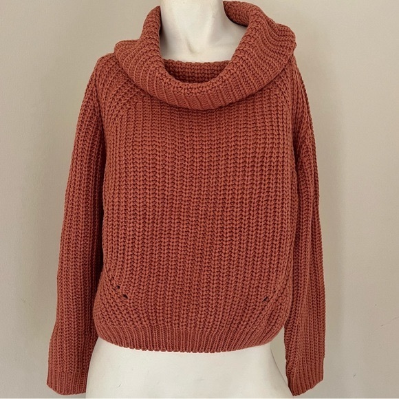 NEW moon & madison chunky knit cropped cowl neck sweater - Picture 3 of 6